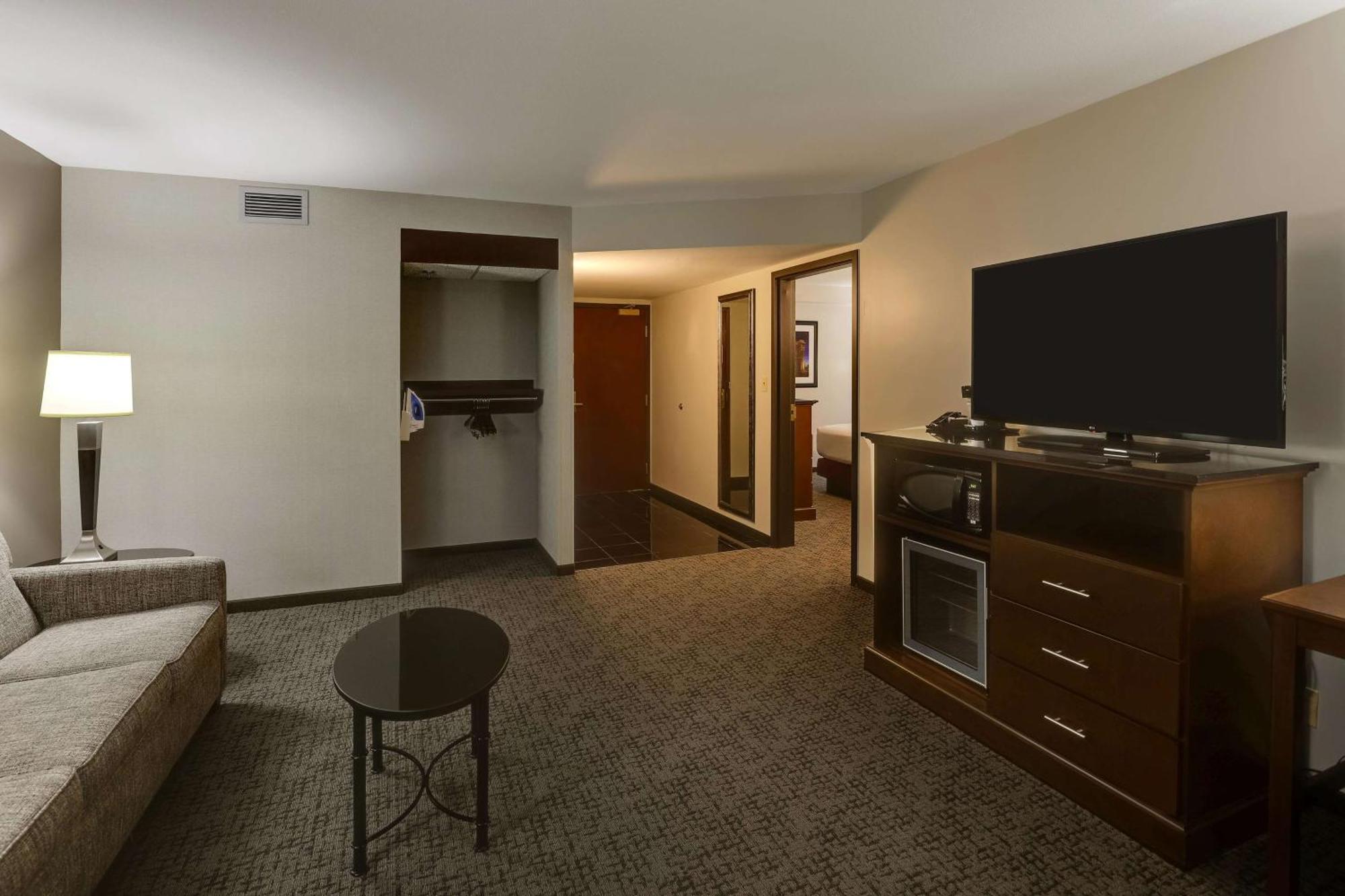 Drury Inn & Suites Columbus Dublin Luaran gambar